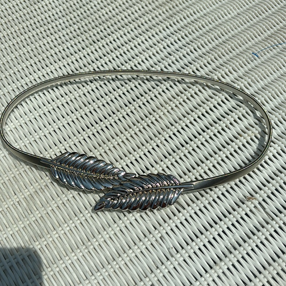 Vintage silver leaf belt